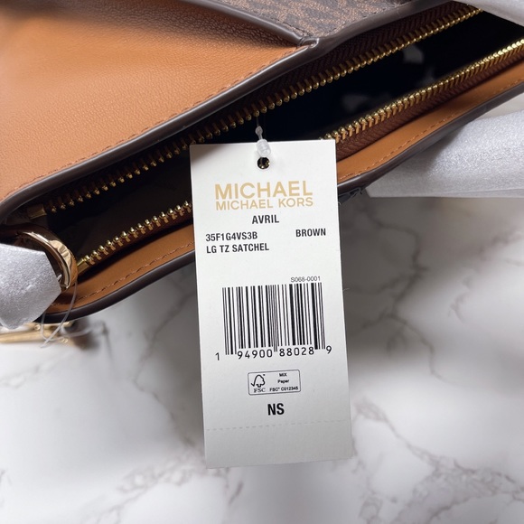 Michael Kors Avril Large Satchel and Wallet - Picture 5 of 13